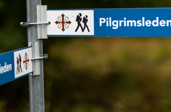 Skylt pilgrimsleden